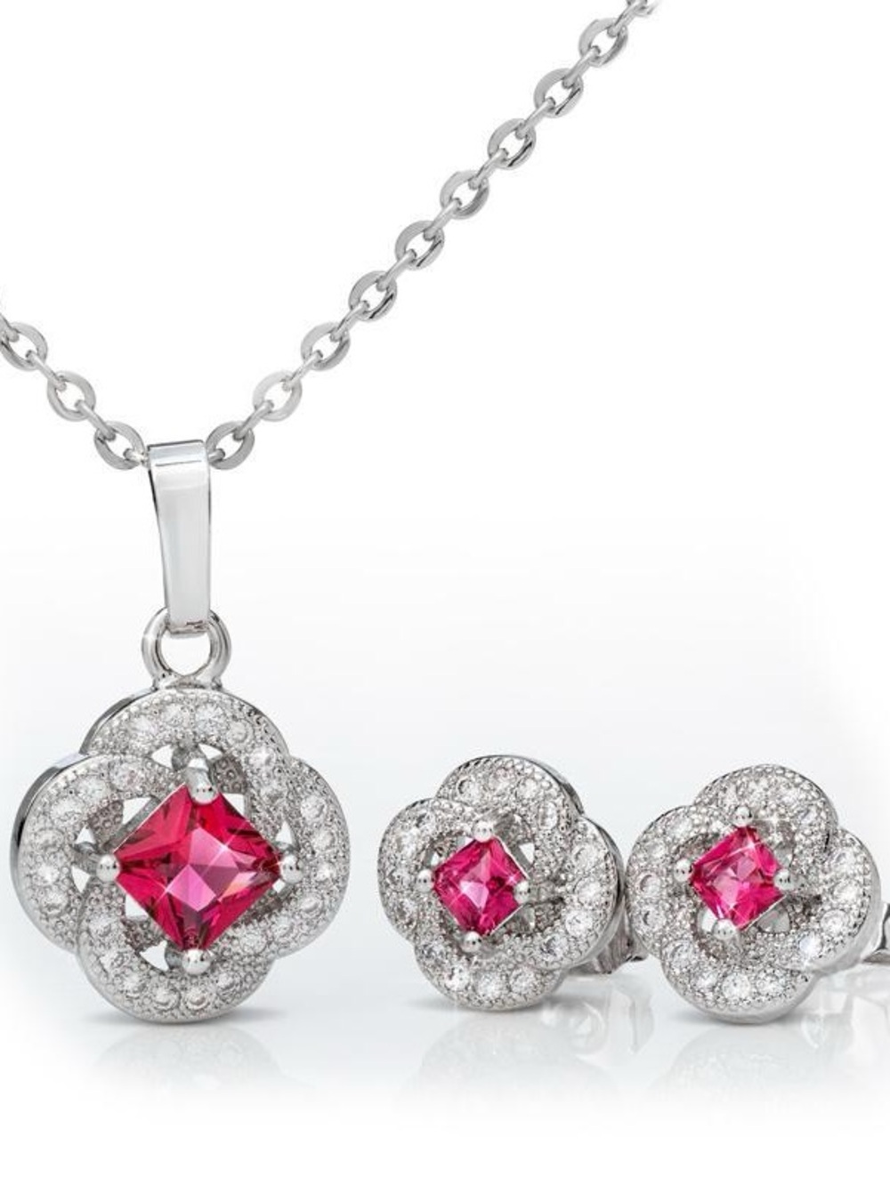 NWT- Red clover Sterling Silver Pink Crystal Flower Pendant Necklace